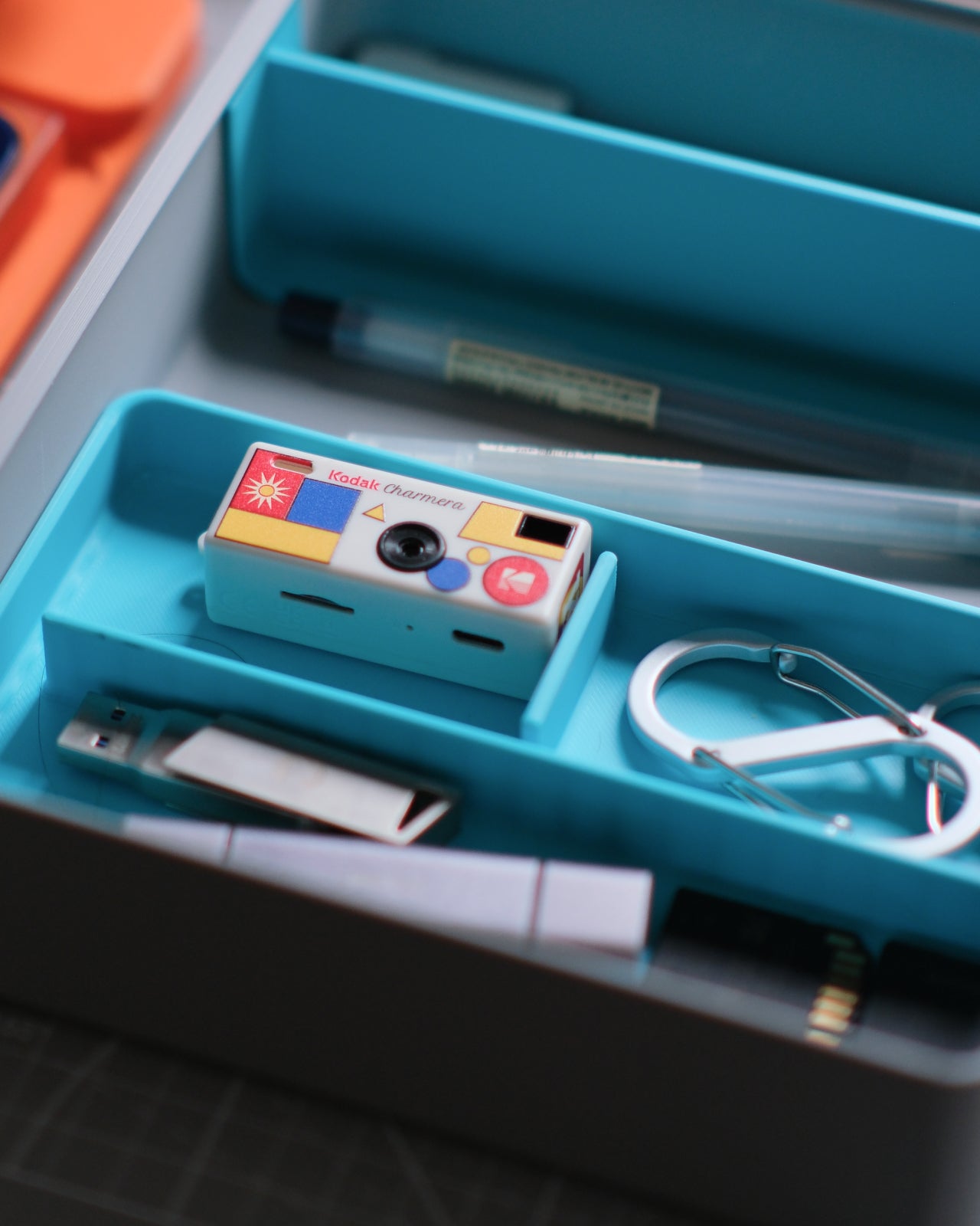 Wireless Charging Desk Organiser