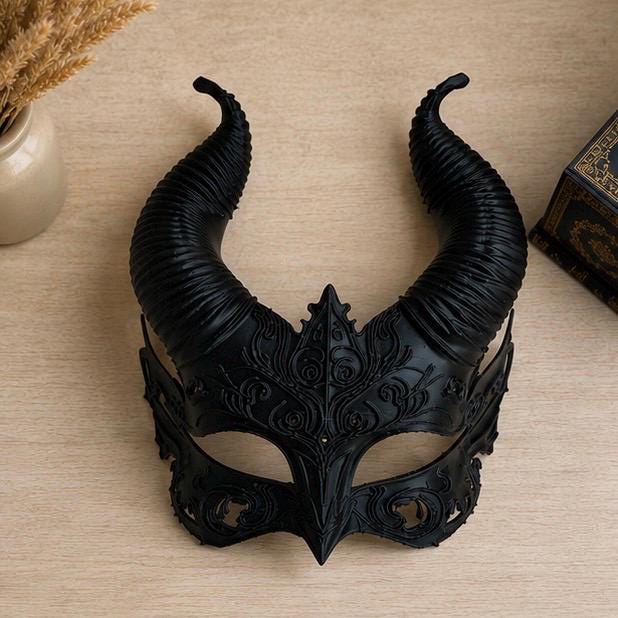 Fantasy Masquerade Mask